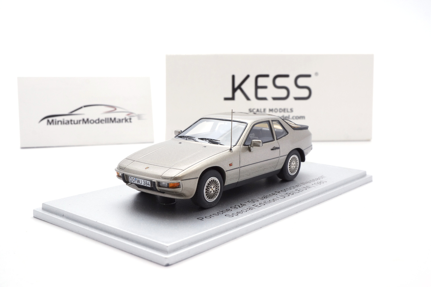 Kess KE43024000 Porsche 924 - 50 Jahre Weissach 1980 1:43