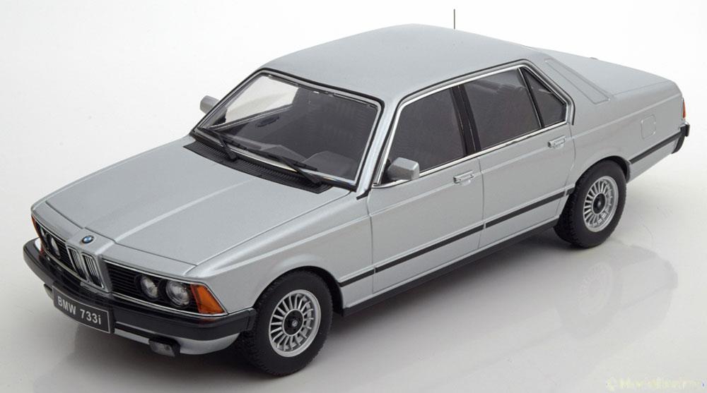 KK-Scale 180102 BMW 733i (E23) - silber - 1977 1:18