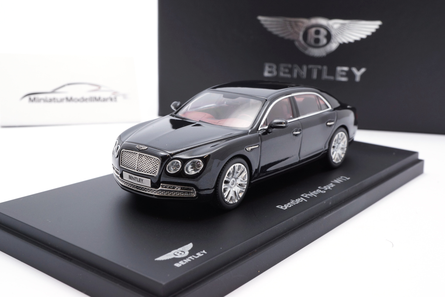 Kyosho 05561NX Bentley Flying Spur W12 - Onyx Black 1:43