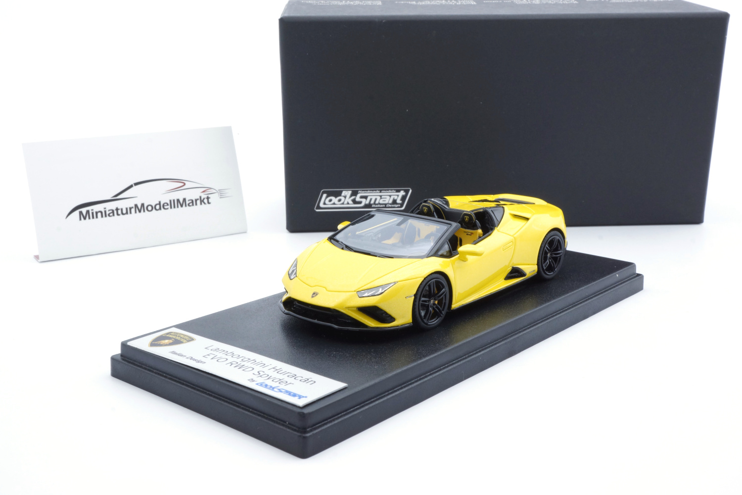 Looksmart LS521D Lamborghini Huracan Evo RWD Spyder - Giallo Belenus 1:43