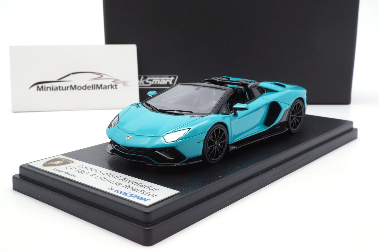 Looksmart LS532F Lamborghini Aventador Ultimae Roadster - Blu Glauco 1:43