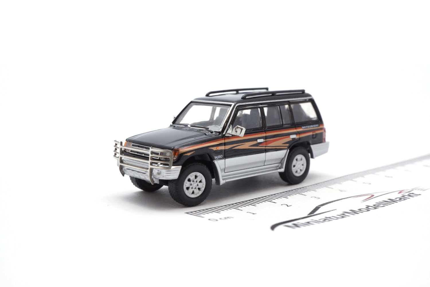 Micro City MC870006 Mitsubish Pajero - Schwarz 1:87