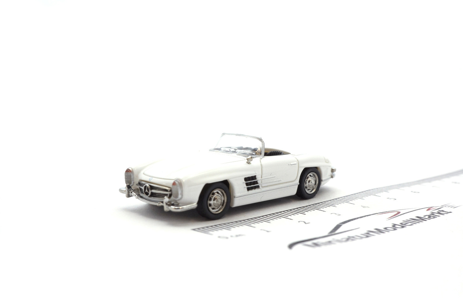 Micro City MC870009 Mercedes-Benz 300 SL Roadster - White 1:87