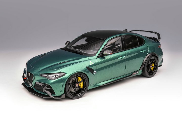 Motorhelix M89008 Alfa Romeo Giulia GTAm - Grün 1:18