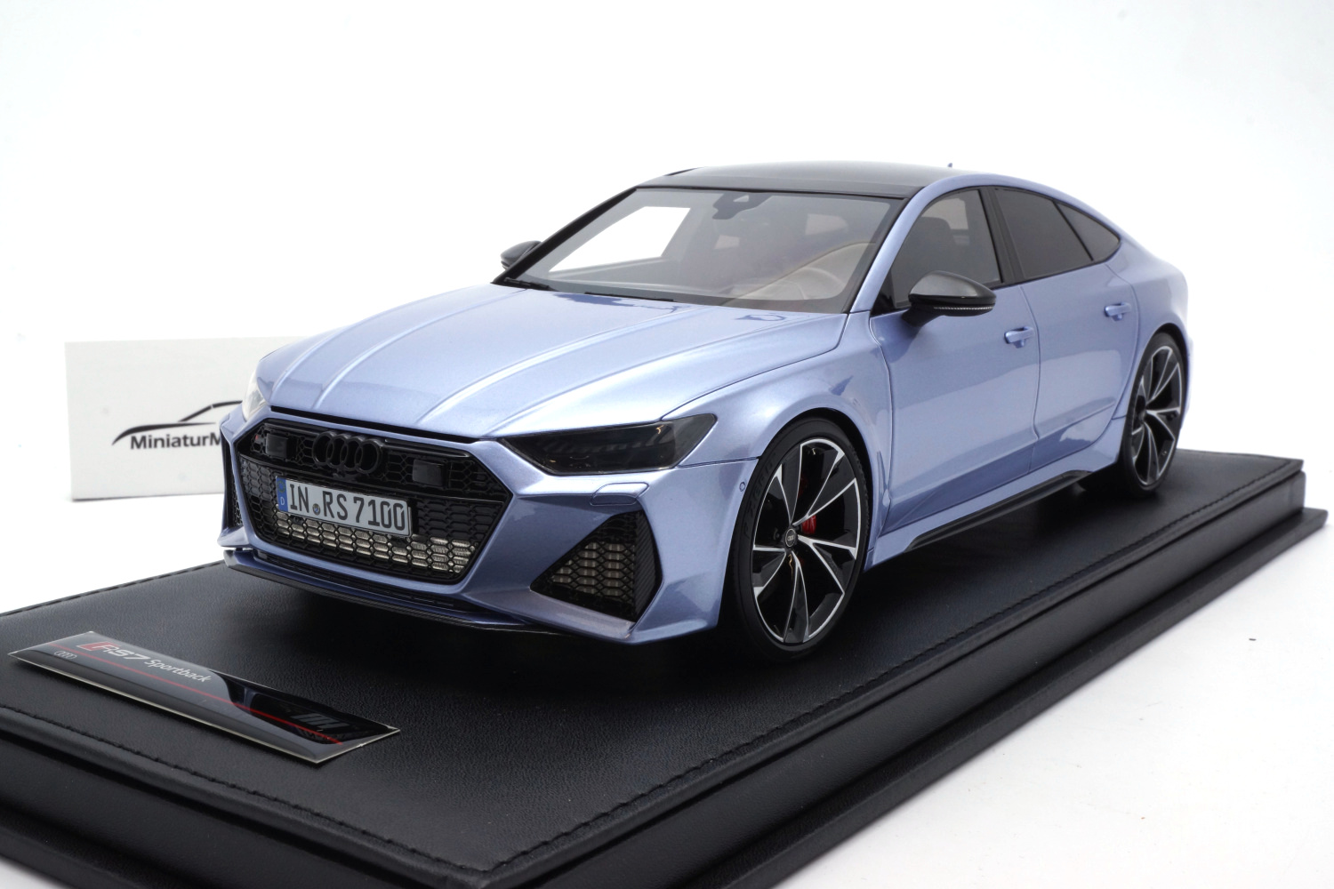 Motorhelix MH007BS Audi RS7 Sportback (C8) - Silver Blue 1:18