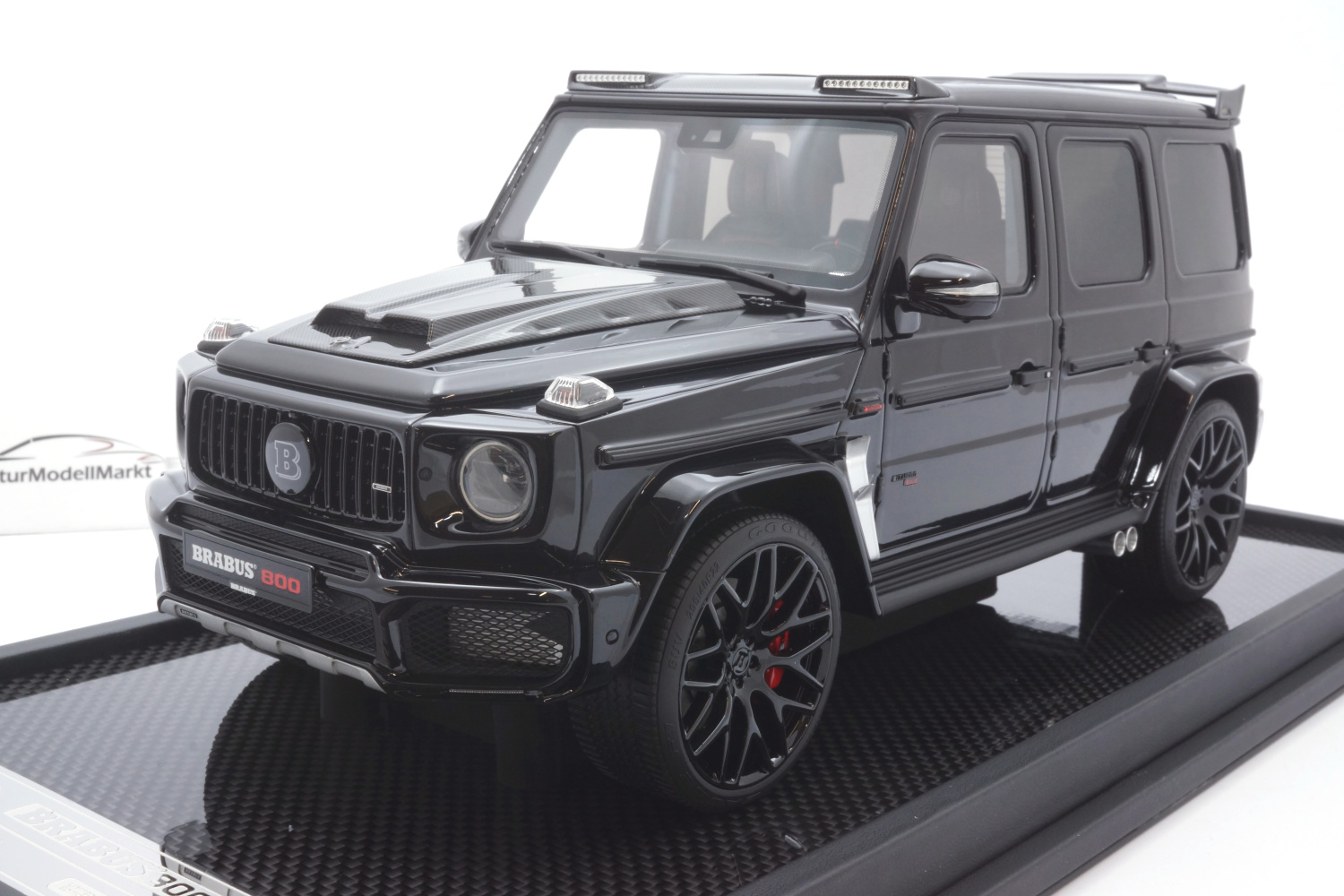 Motorhelix MH020GB Mercedes-Benz Brabus G800 - Metallic Schwarz 1:18