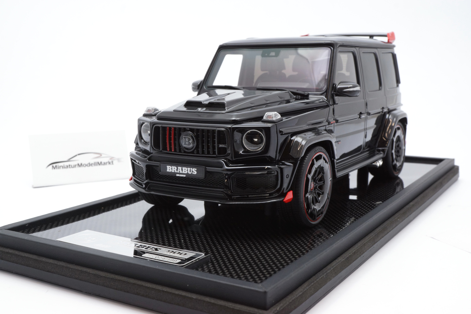 Motorhelix MH021MB Mercedes-Benz Brabus 900 - Metallic Black 1:18