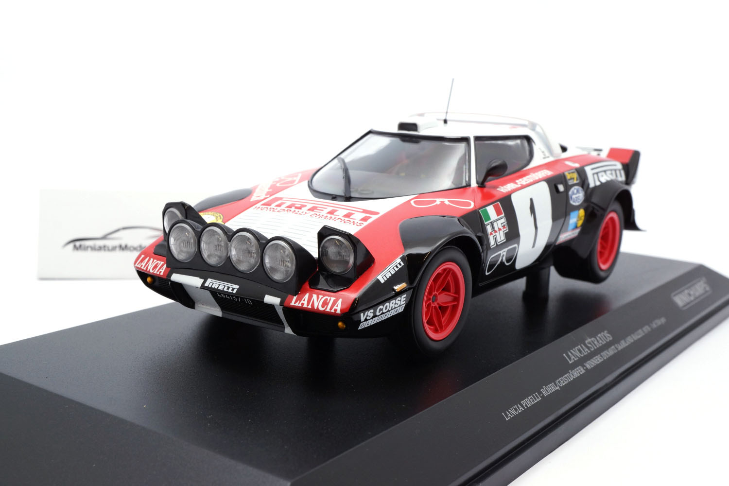 Minichamps 155781701 Lancia Stratos - Pirelli - Röhrl - Saarland 1978 1:18