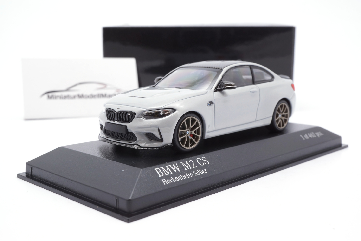 Minichamps 410021028 BMW M2 CS - Silber / Felgen Gold - 2020 1:43