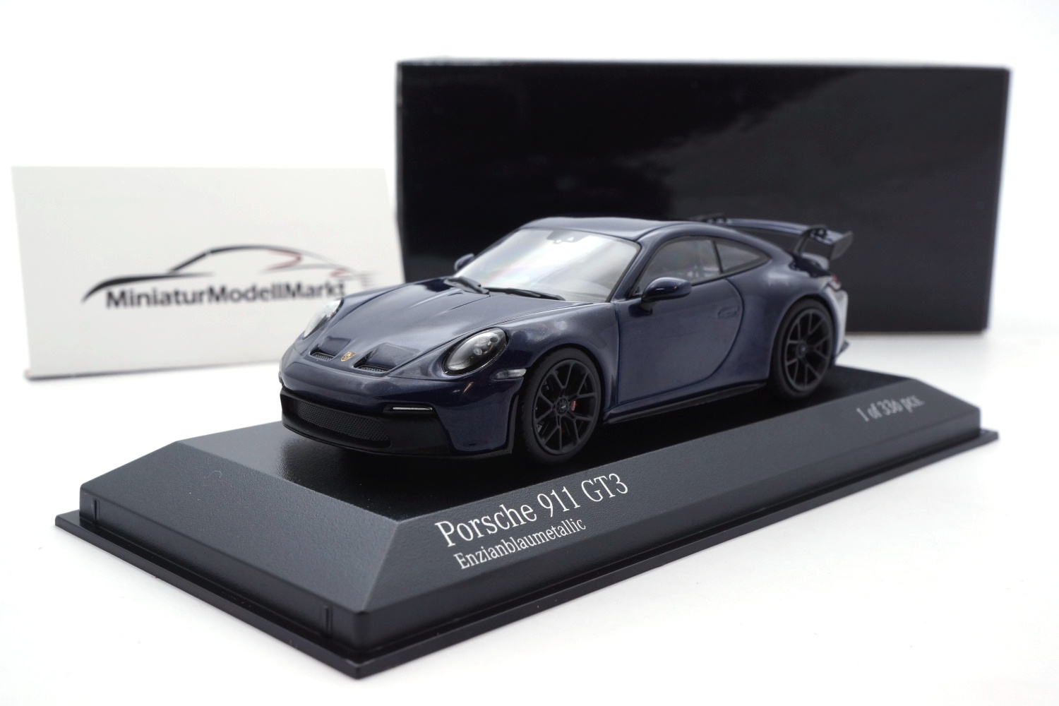 Minichamps 410069206 Porsche 911 (992) GT3 Enzianblaumetallic - 2020 1:43