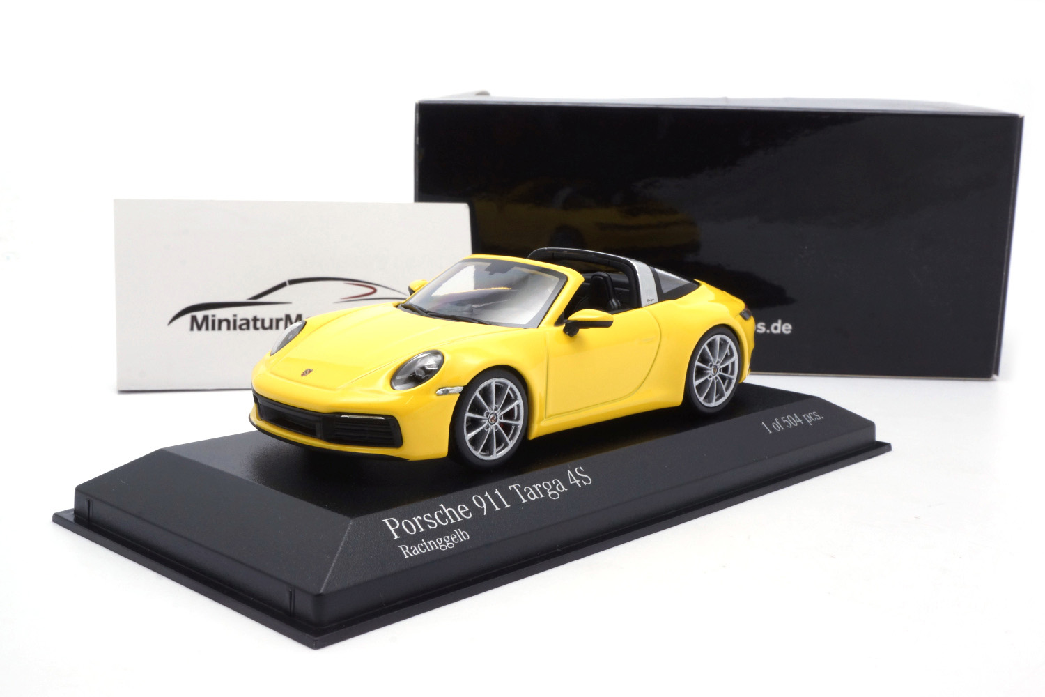 Minichamps 410069562 Porsche 911 Targa 4S - Racinggelb - 2020 1:43