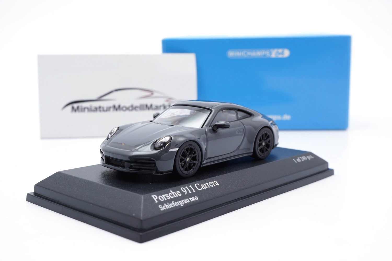 Minichamps 640064021 Porsche 911 992.2 Carrera - Grau - 2025 1:64
