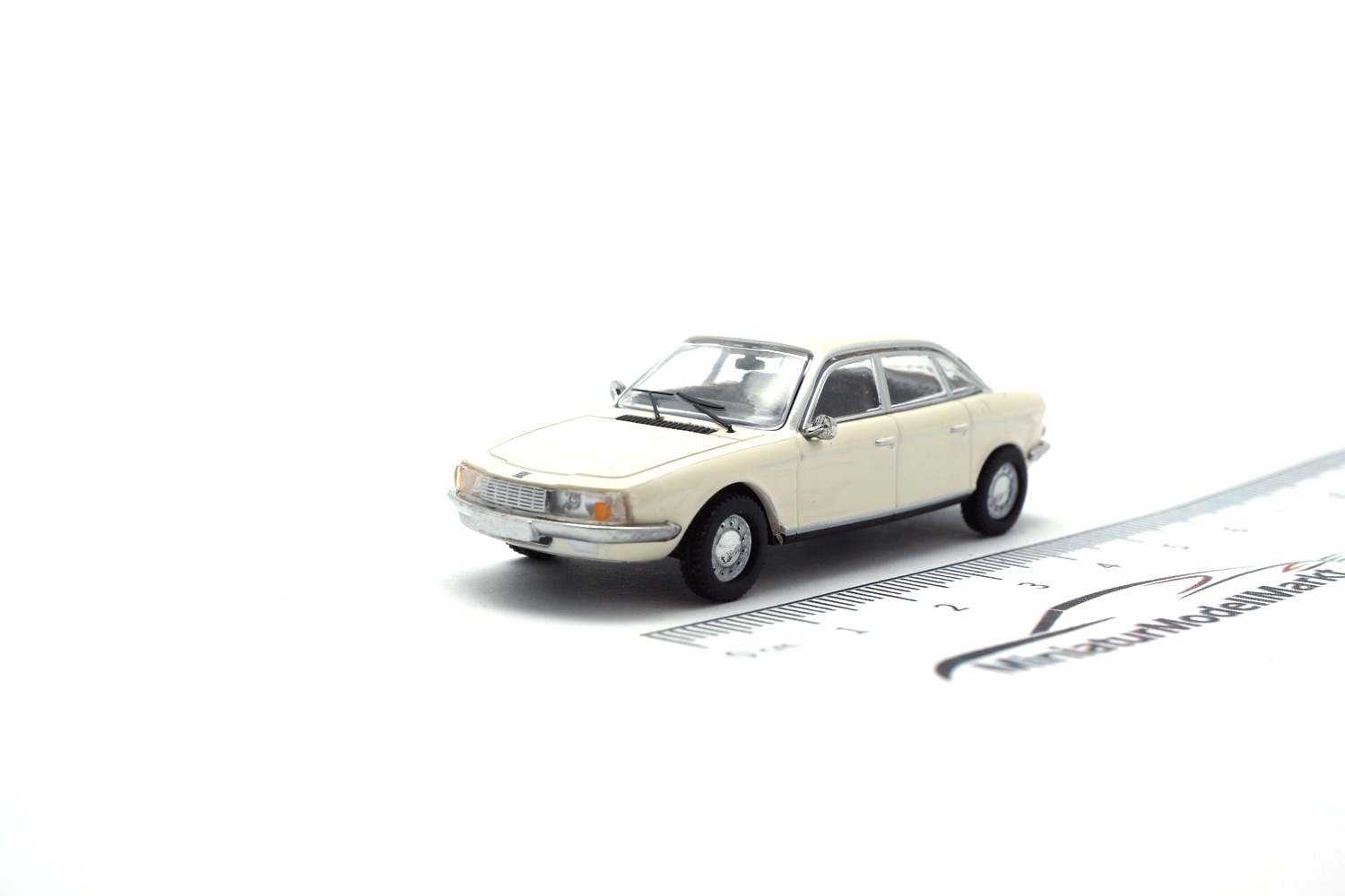 Minichamps 870014001 NSU Ro80 - Weiss - 1972 1:87