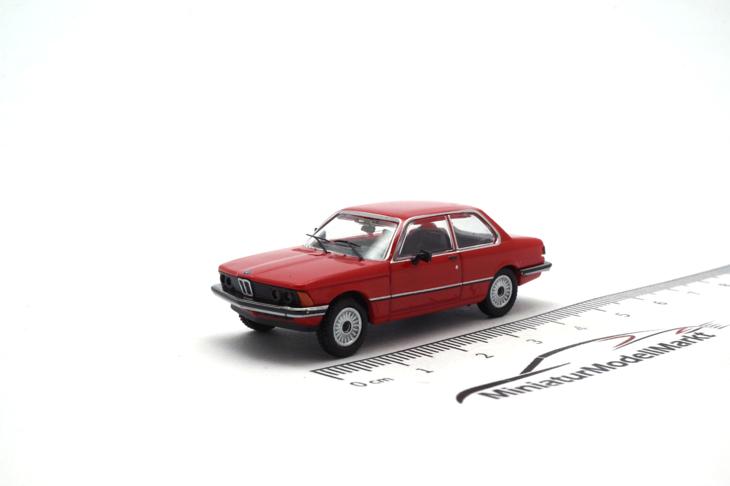 Minichamps 870020004 BMW 323i (E21) - rot - 1975 1:87