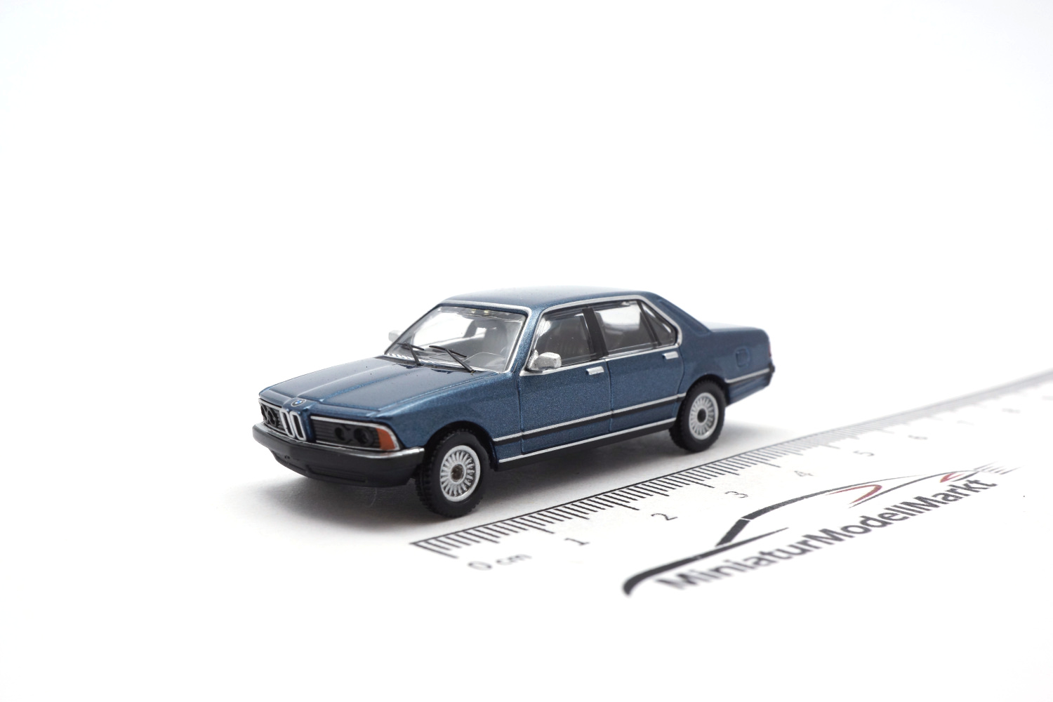 Minichamps 870020402 BMW 733i (E23) - Blau Metallic - 1977 1:87