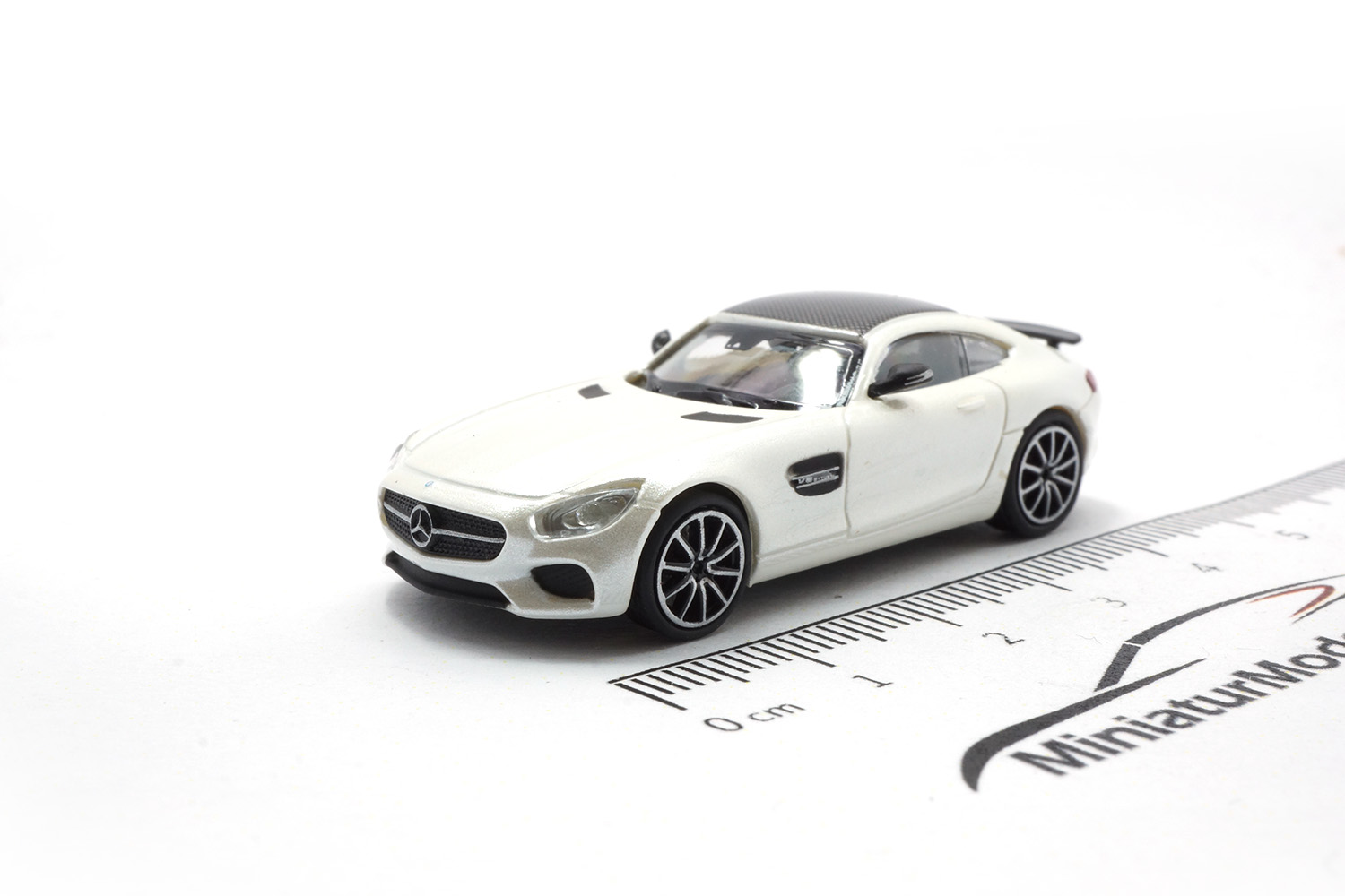 Minichamps 870037122 Mercedes-AMG GTS - Weiss - 2015 1:87