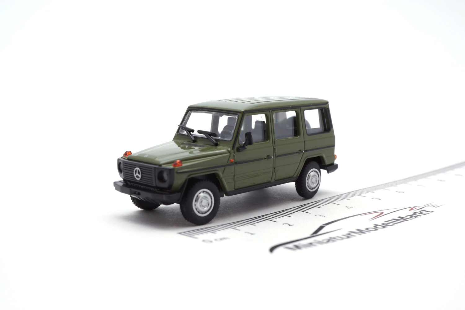 Minichamps 870038004 Mercedes-Benz 230G (W460) - Grün - 1979 1:87