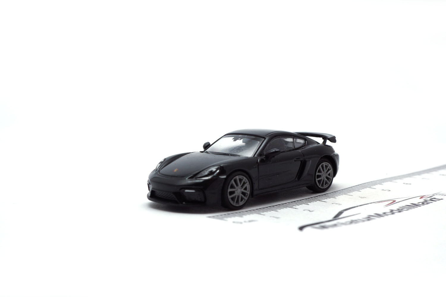 Minichamps 870067601 Porsche 718 Cayman GT4 (981) - Schwarz - 2019 1:87