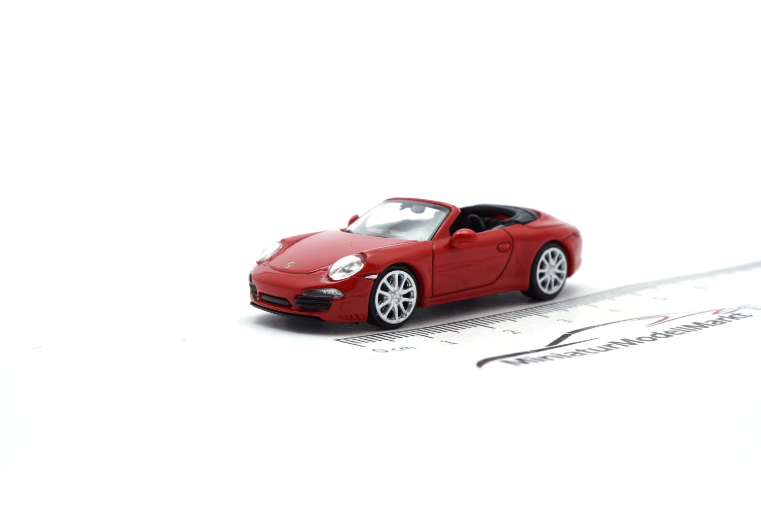 Minichamps 870068030 Porsche 911 Cabriolet - Rot - 2012 1:87