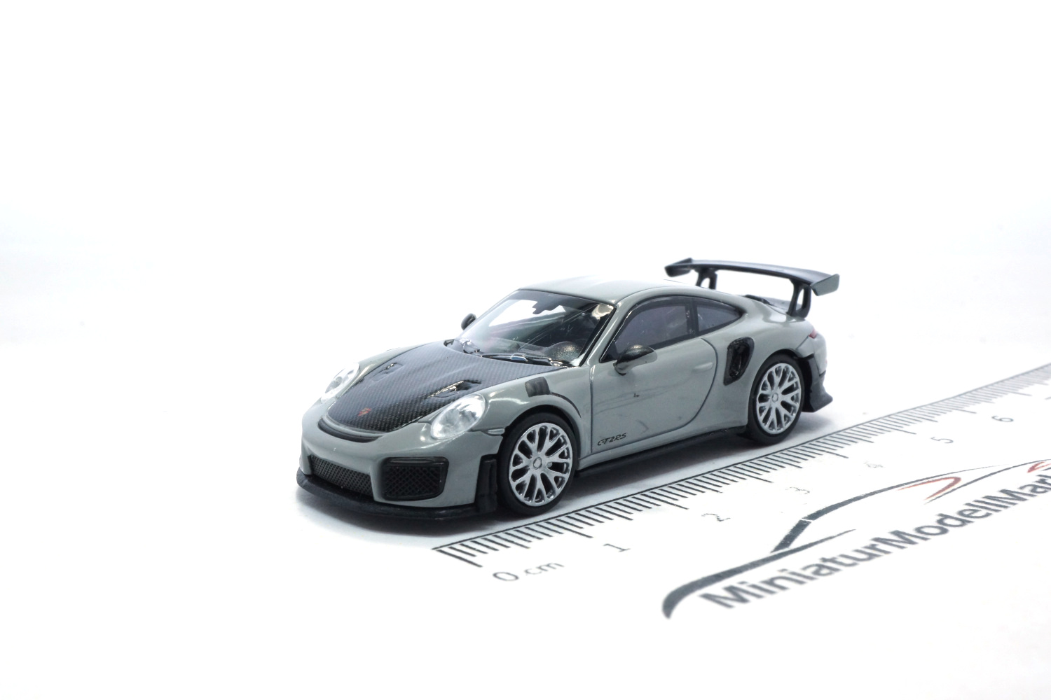 Minichamps 870068127 Porsche 911 GT 2 RS - Grau Carbon - 2018 1:87