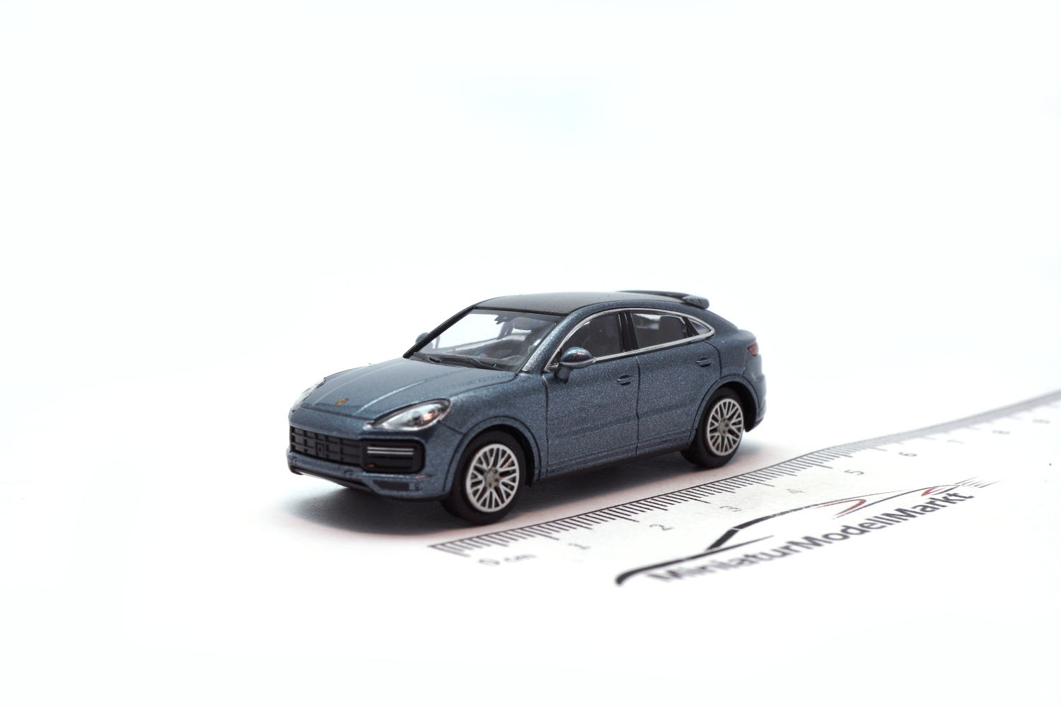 Minichamps 870069124 Porsche Cayenne Turbo Coupe - Blau Metallic - 2019 1:87