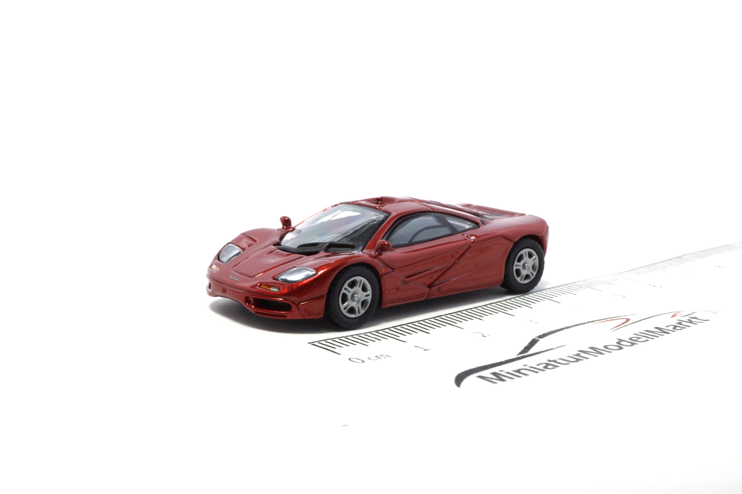 Minichamps 870133820 Mclaren F1 Roadcar - Rot Metallic 1:87