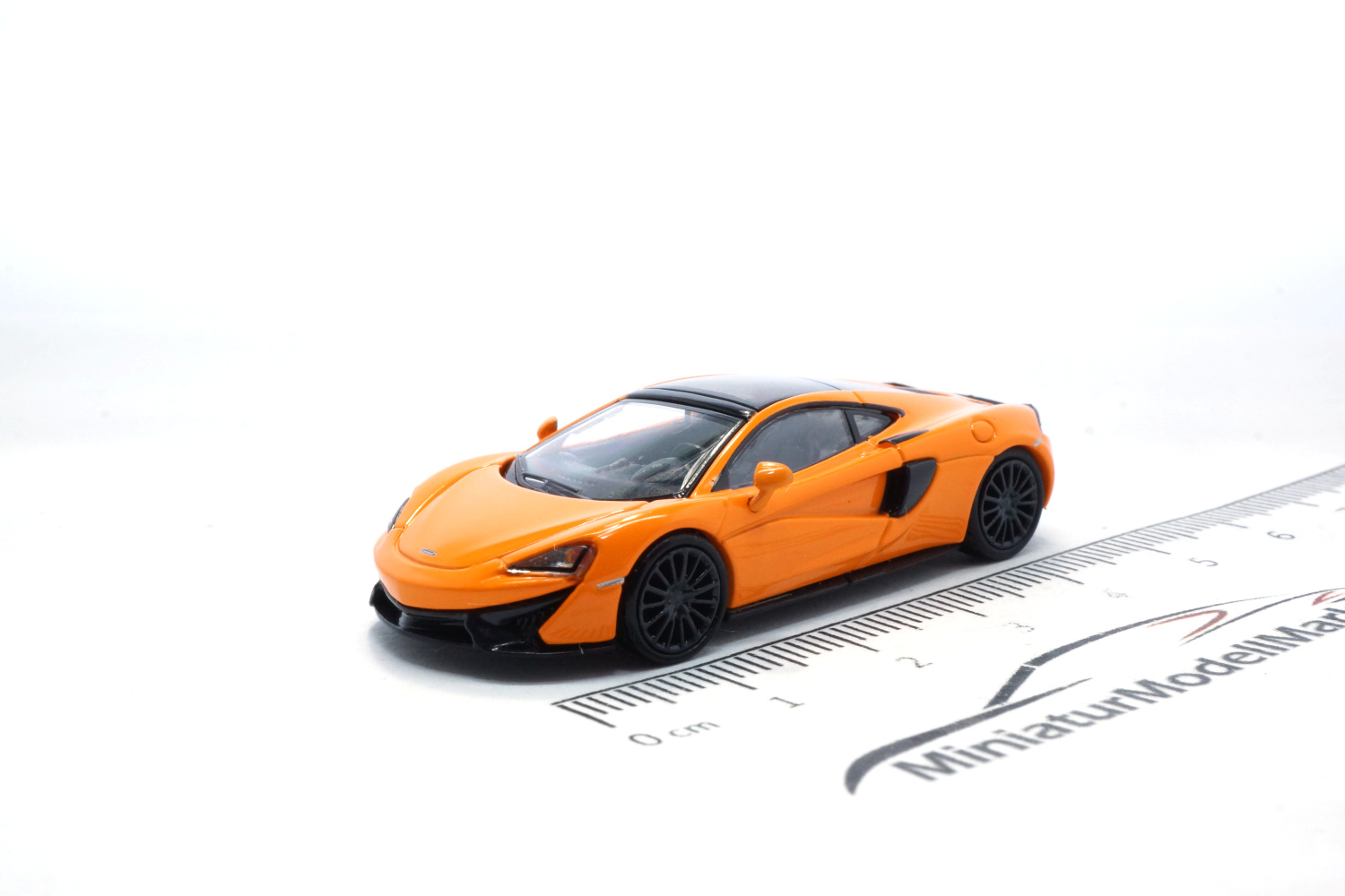 Minichamps 870154521 McLaren 570 GT - Orange 1:87