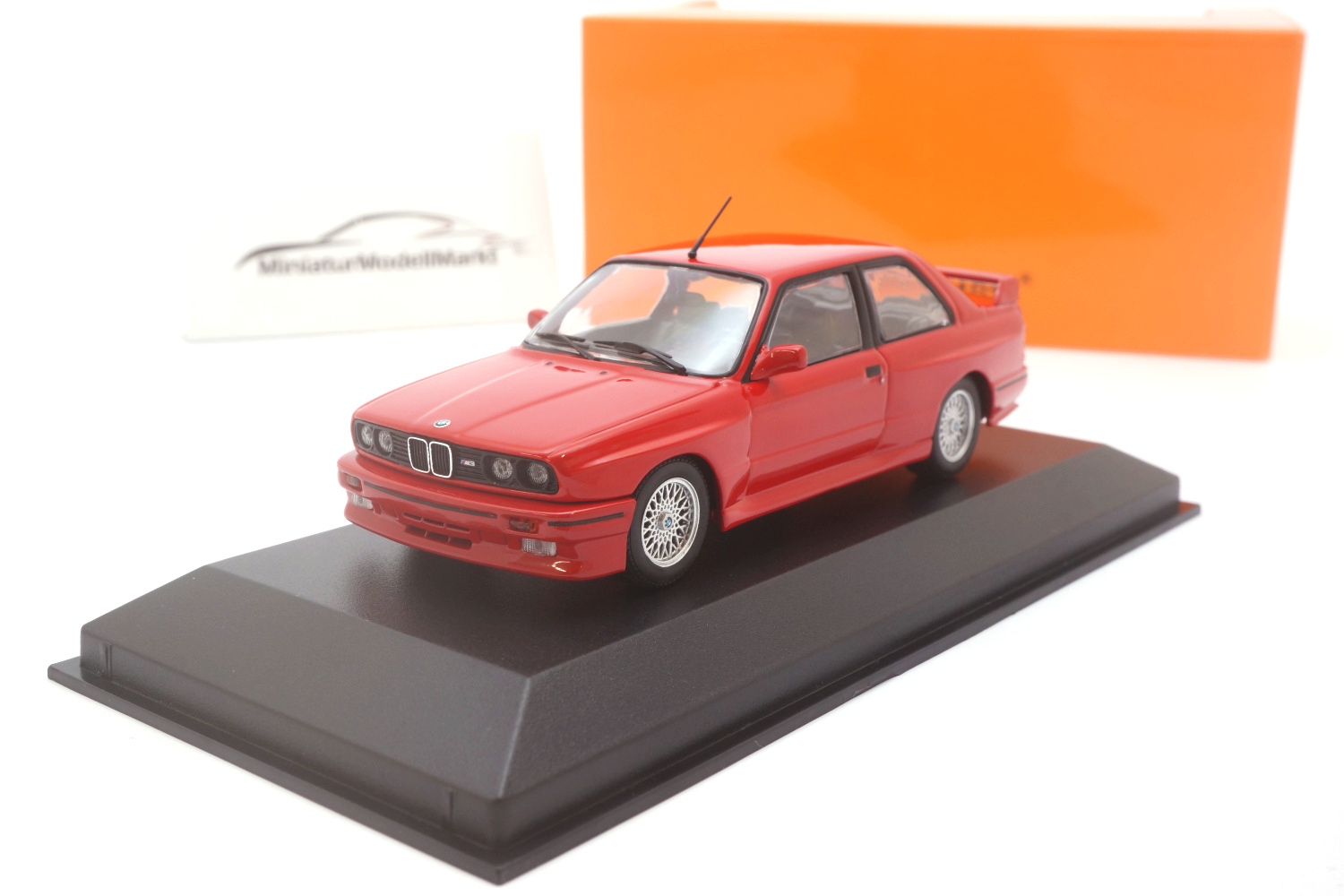 Minichamps 940020300 BMW M3 (E30) - Rot - 1987 1:43