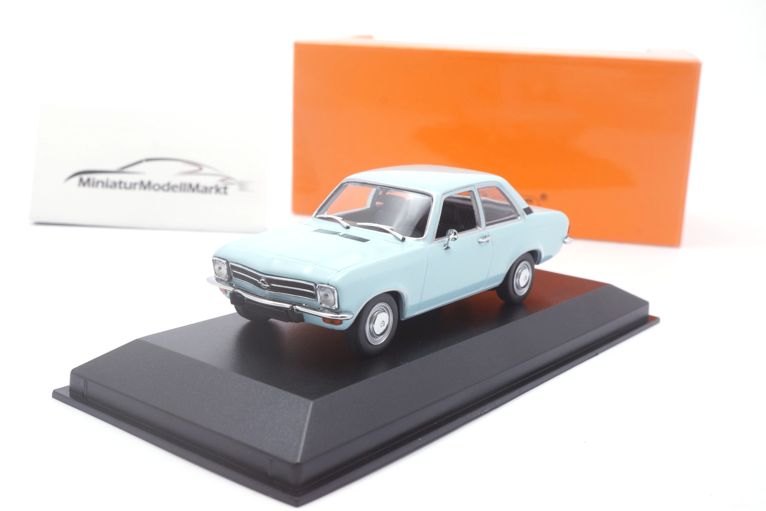 Minichamps 940045801 Opel Ascona - Blau - 1970 1:43