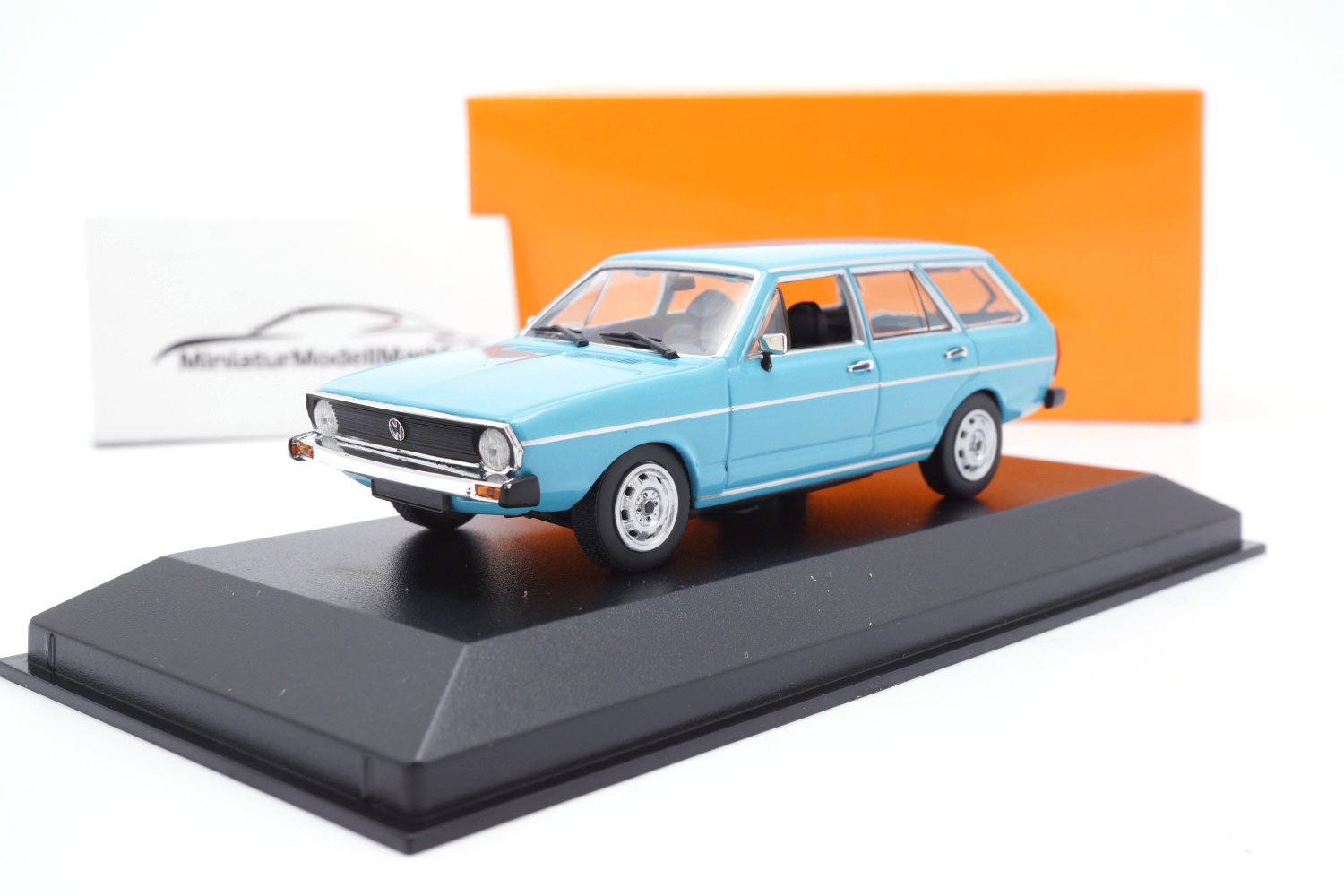 Minichamps 940054210 VW Passat Variant - Blau - 1975 1:43