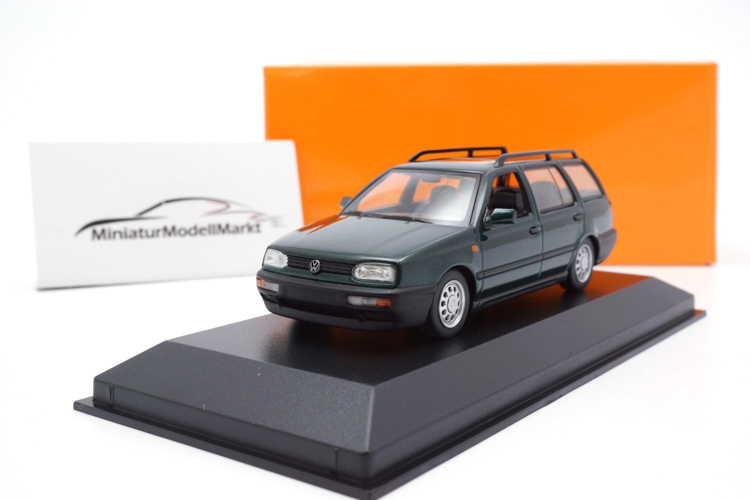 Minichamps 940055510 VW Golf III Varian - Grün Metallic - 1997 1:43