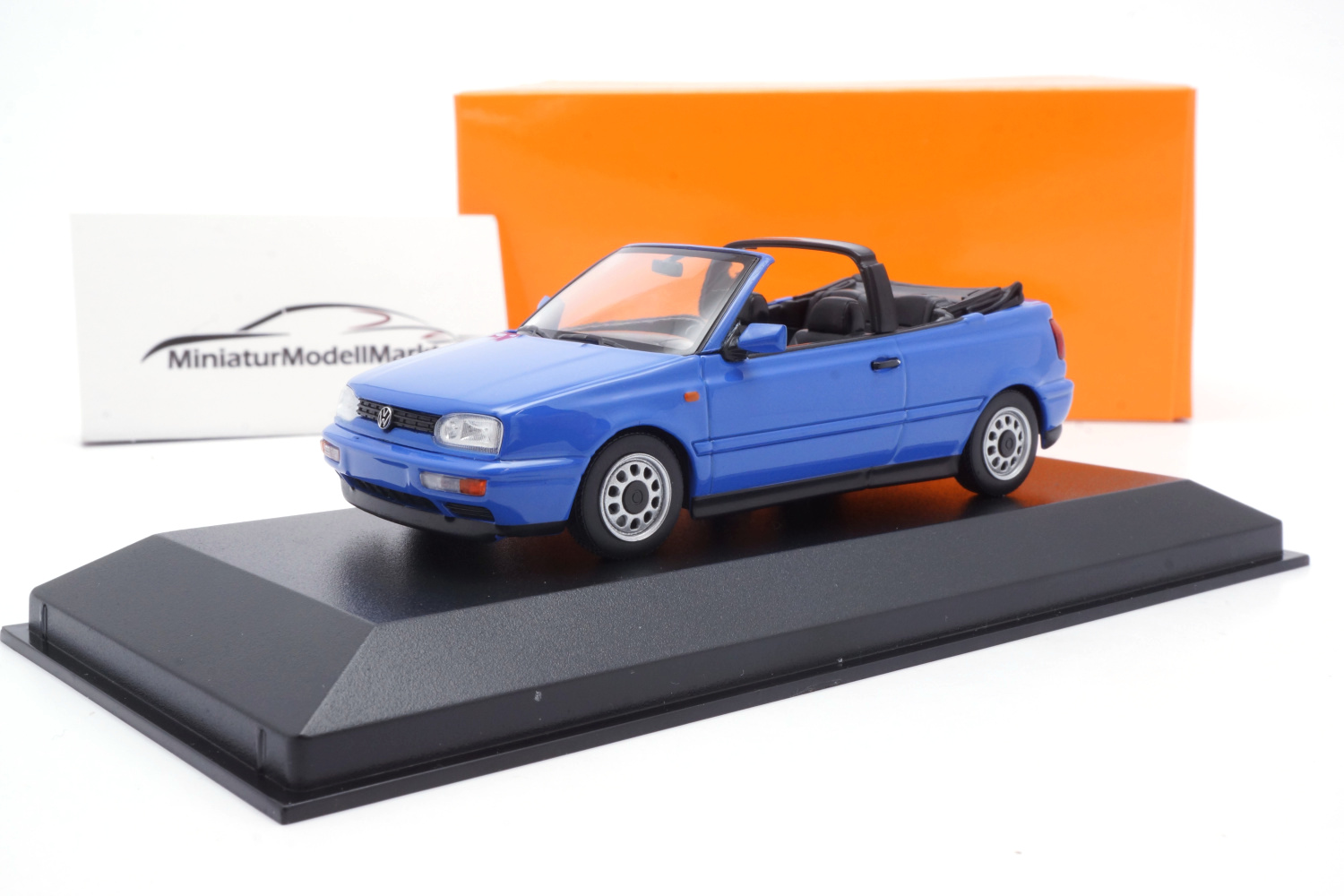 Minichamps 940055530 VW Golf 3 Cabrio - Blau - 1997 1:43