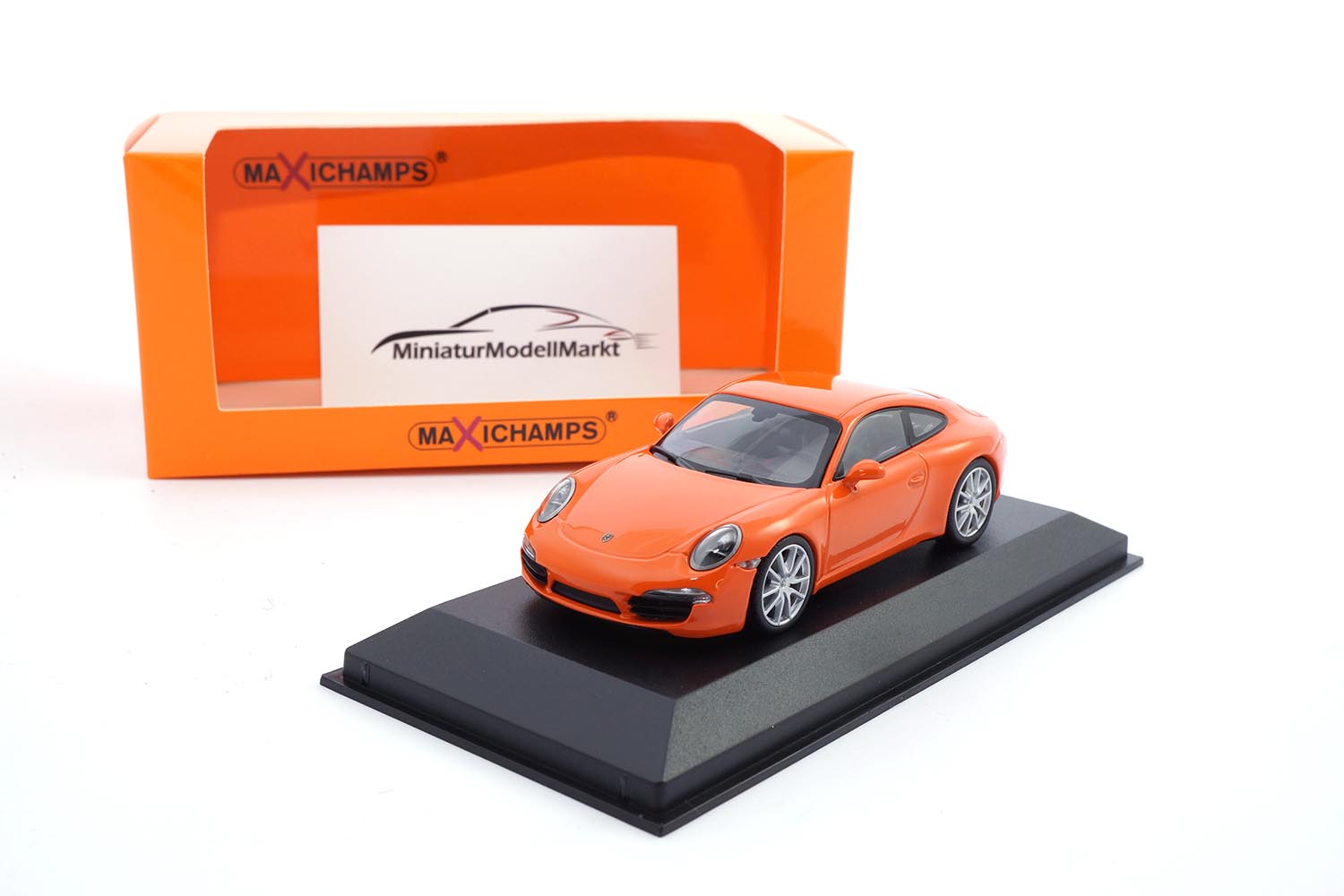 Minichamps 940060221 Porsche 911 (991) Carrera S - orange - 2012 1:43