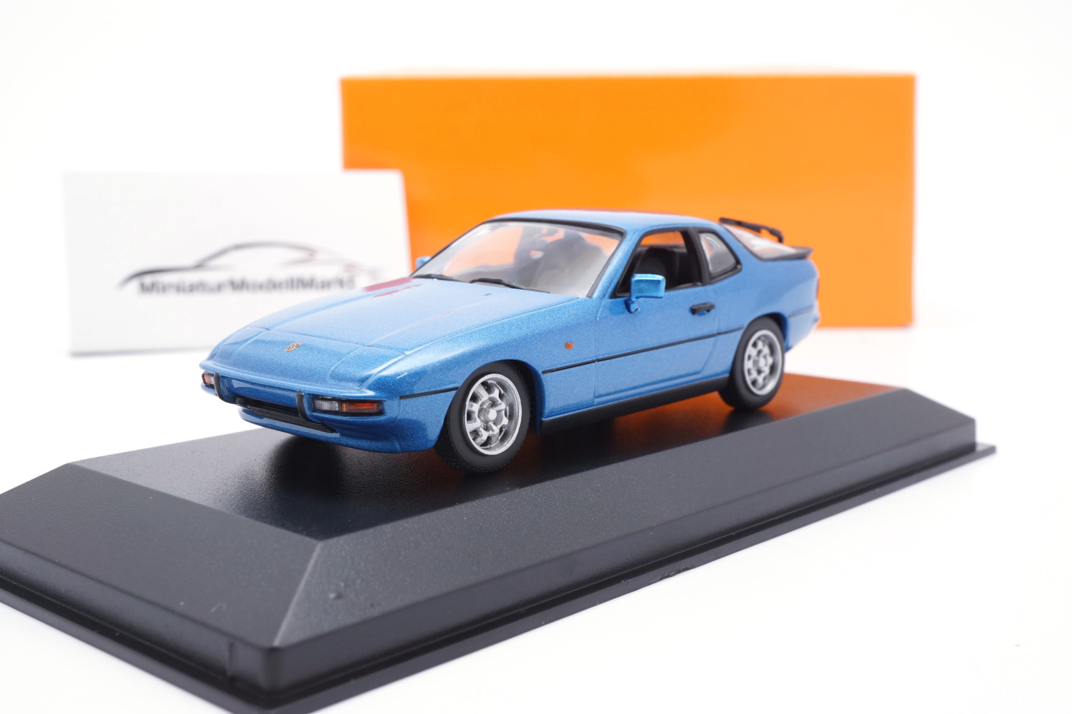 Minichamps 940062122 Porsche 924 - Blau - 1976 1:43