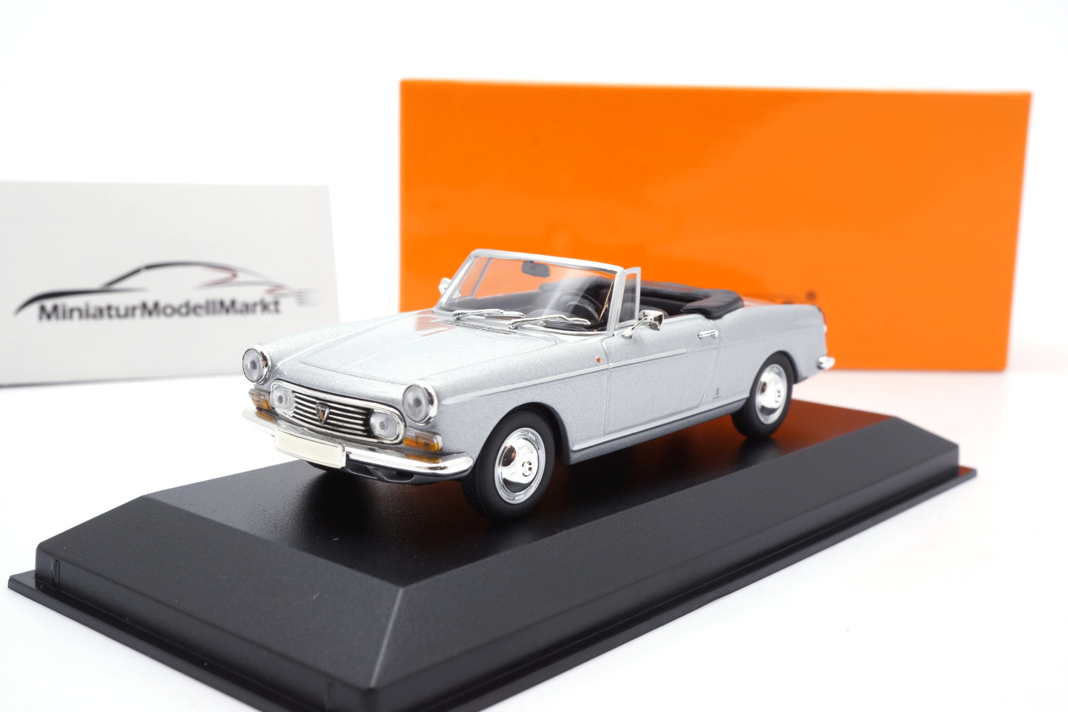 Minichamps 940112930 Peugeot 404 Cabriolet - Silber - 1962 1:43