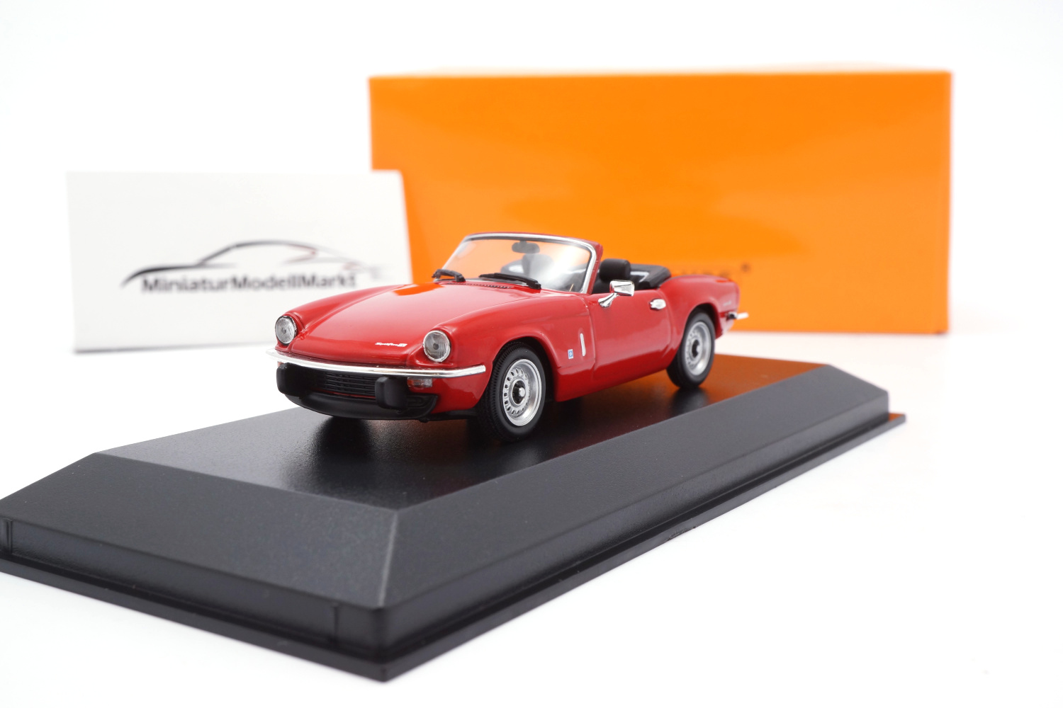 Minichamps 940132530 Triumph Spitfire MK. IV - Rot - 1972 1:43