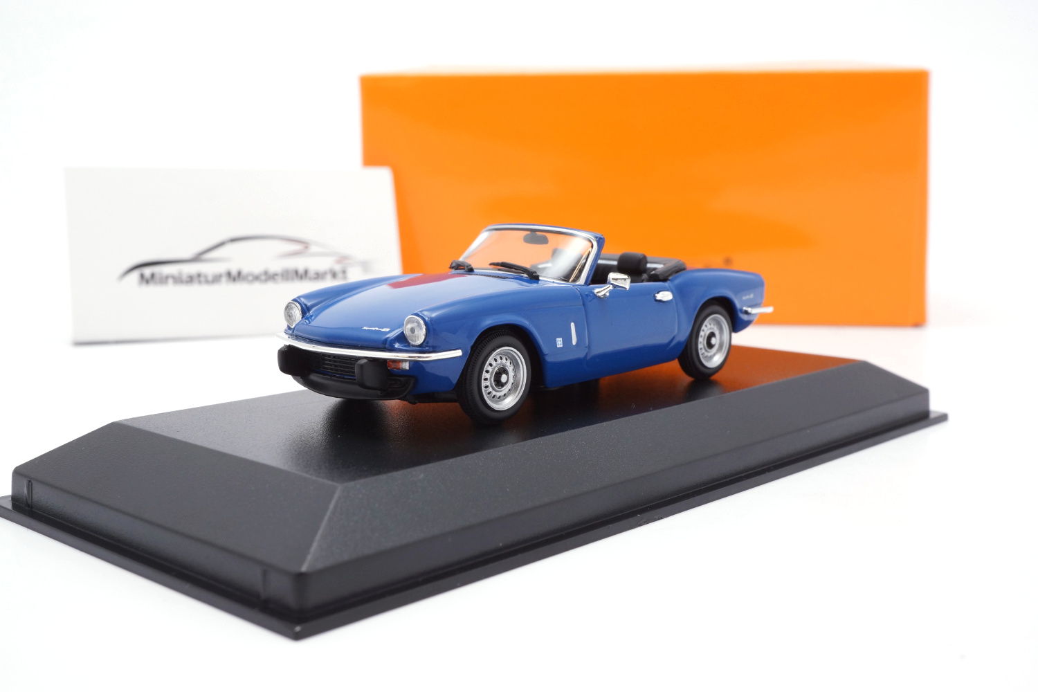 Minichamps 940132531 Triumph Spitfire MK. IV - Blau - 1972 1:43