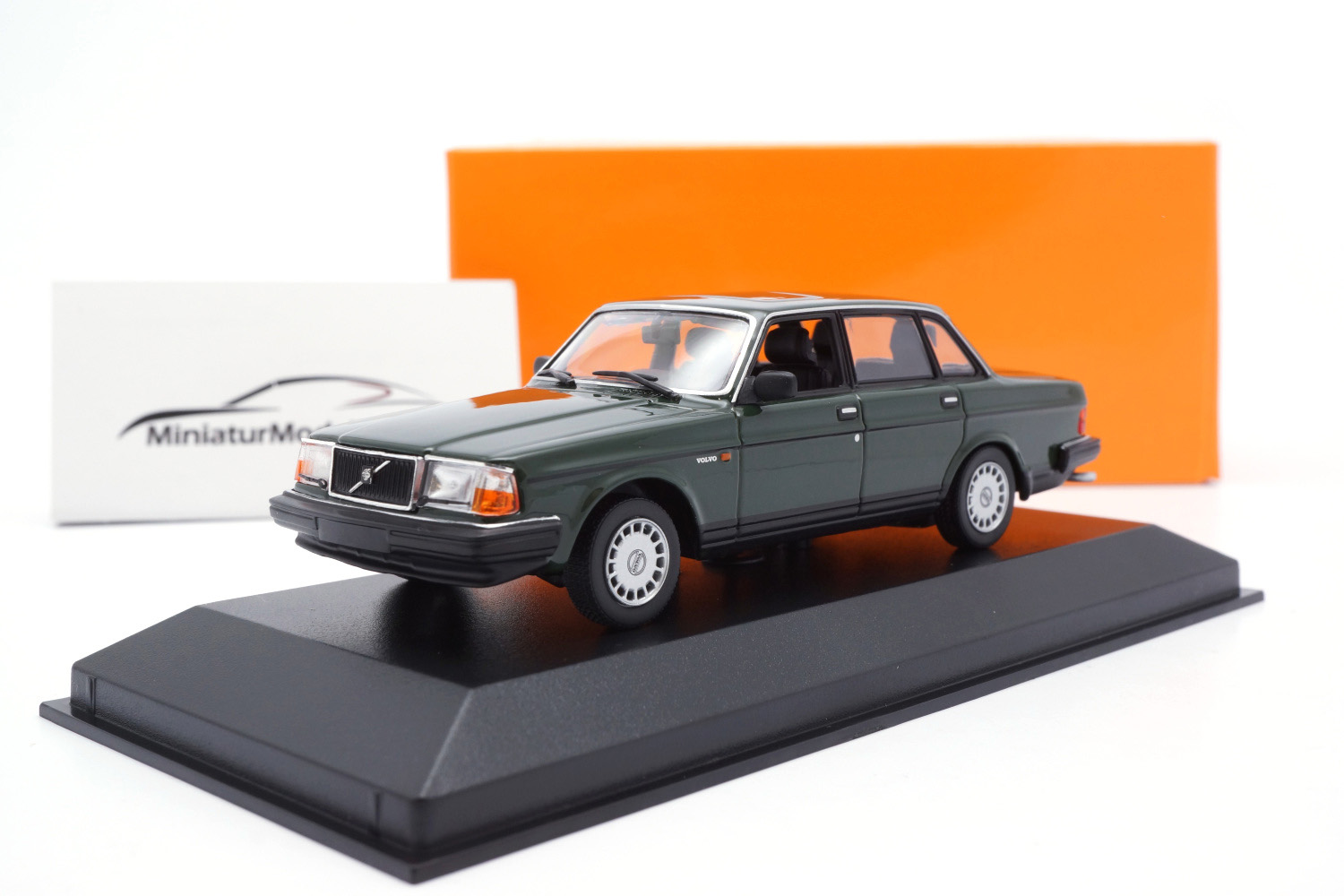 Minichamps 940171404 Volvo 240 GL - Dunkelgrün - 1986 1:43