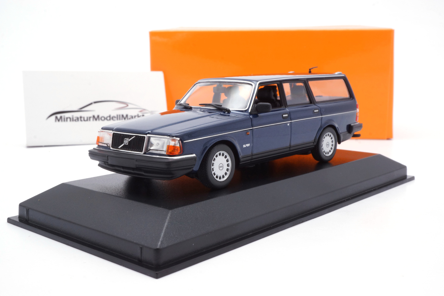 Minichamps 940171417 Volvo 240 GL Break - Dunkelblau - 1986 1:43