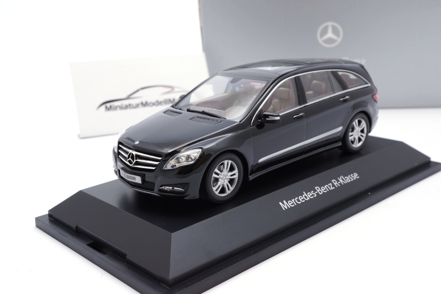 Minichamps B66960056 Mercedes-Benz R-Klasse Facelift - Obsidianschwarz 1:43