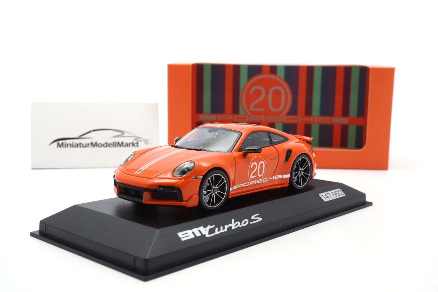 Minichamps WAP0209050N002 Porsche 911 Turbo S (992) - Gulf Orange 1:43