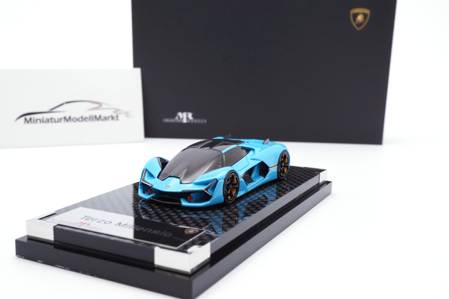 MR MR64_001C_LUX Lamborghini Terzo Millennio - Baby Blue (Carbon) 1:64