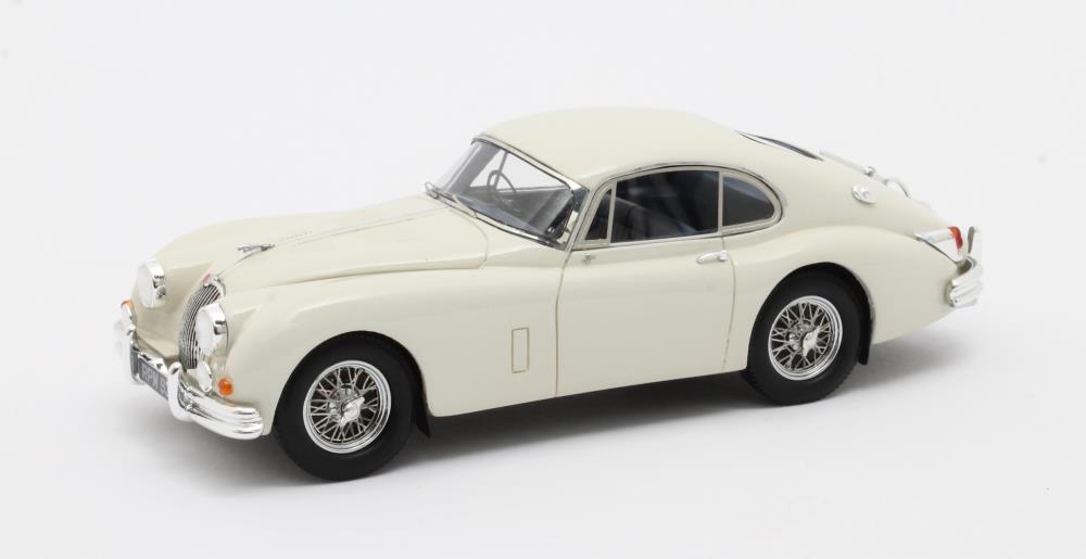 Matrix Scale Models 41001-141 Jaguar XK150 S 3.8 Fastback by Hartin #T825146/DN white 1960 1:43