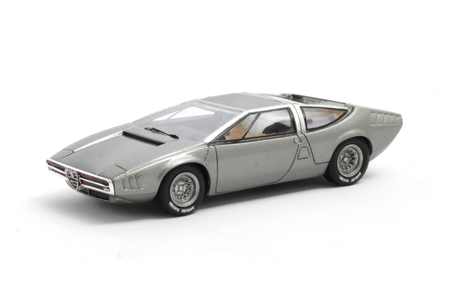 Matrix MX50102-131 Alfa Romeo Iguana by Italdesign - silver 1969 1:43