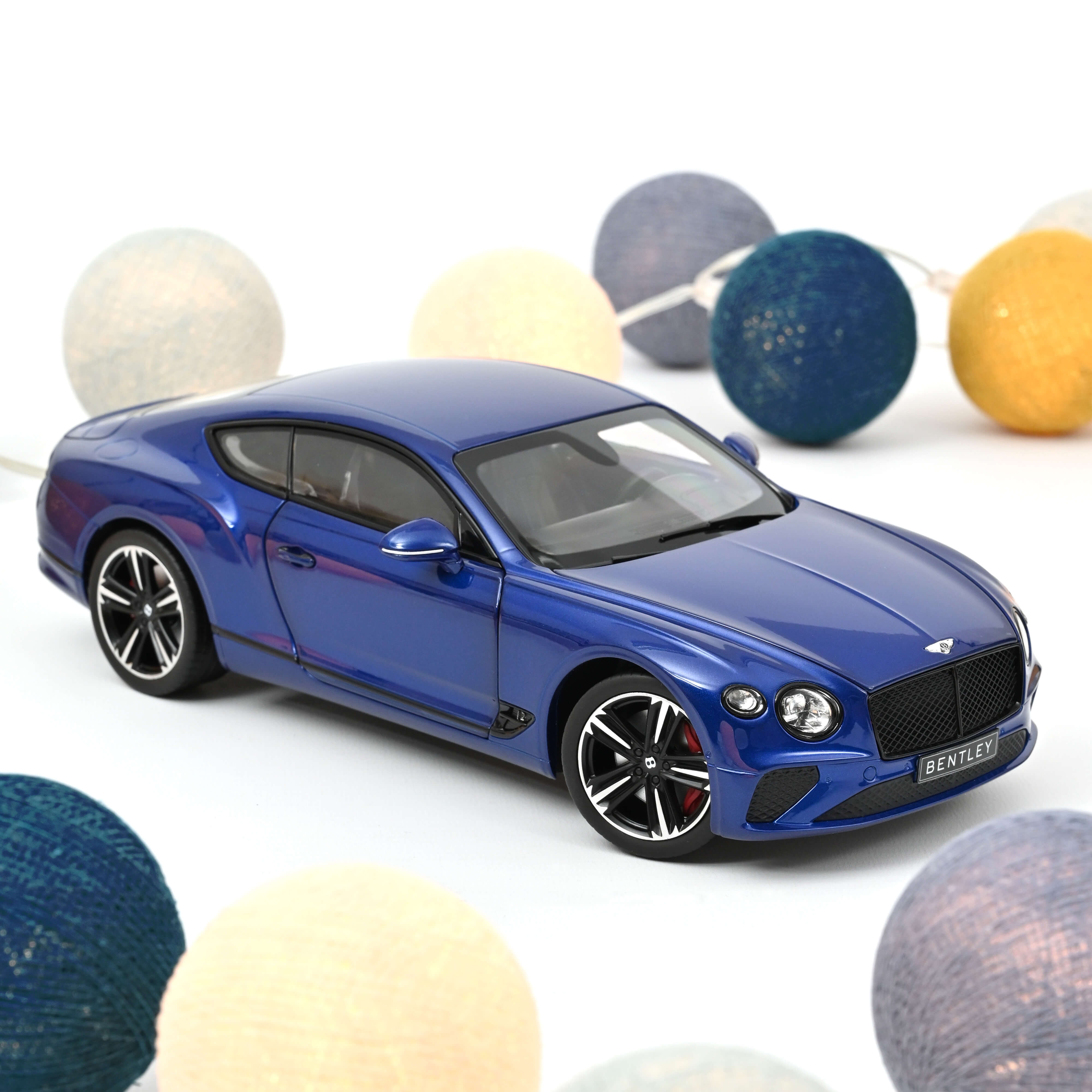 Norev 182787 Bentley Continental GT 2018 - Sequin Blue 1:18