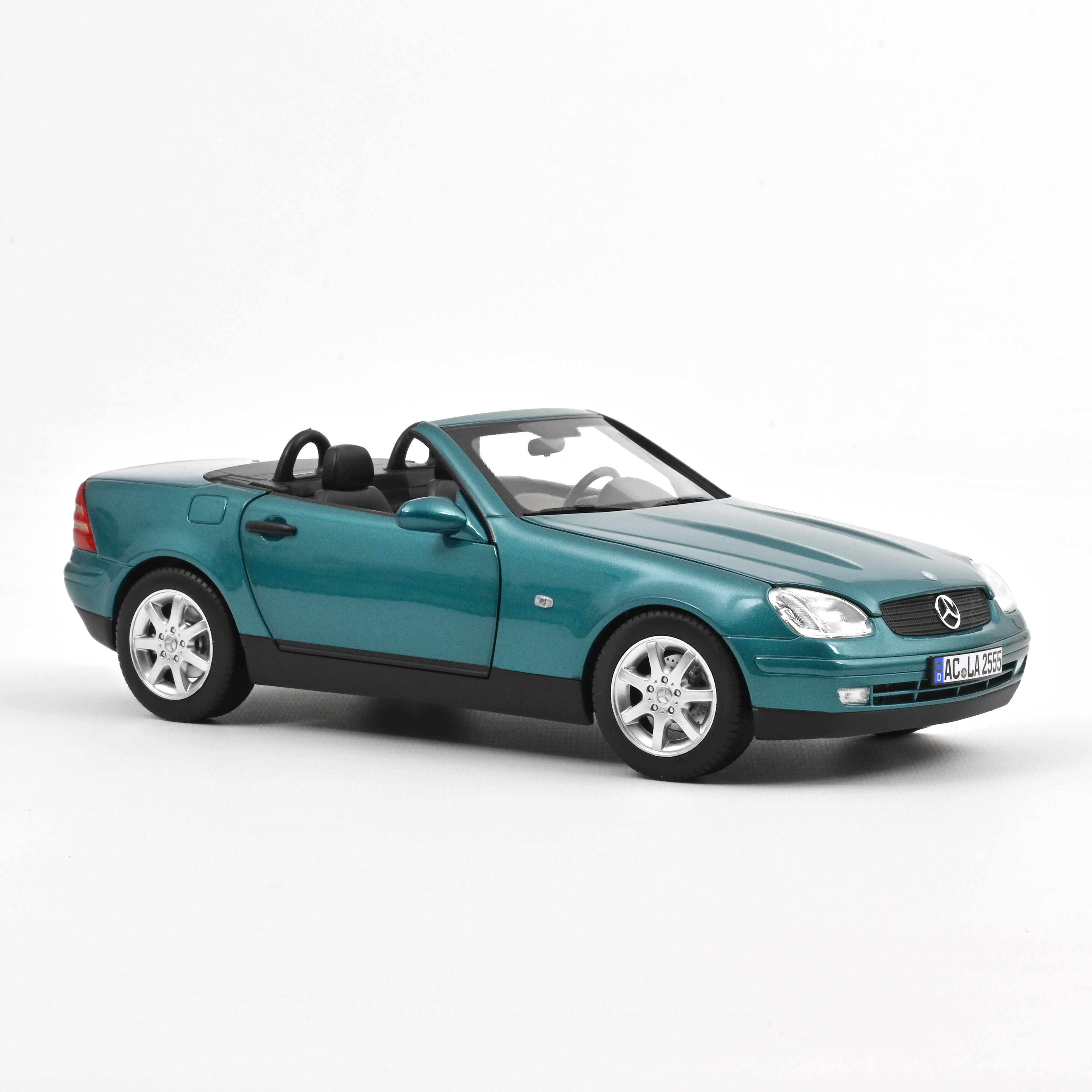 Norev 183021 Mercedes-Benz SLK - Vivianitgrün - 1996  1:18