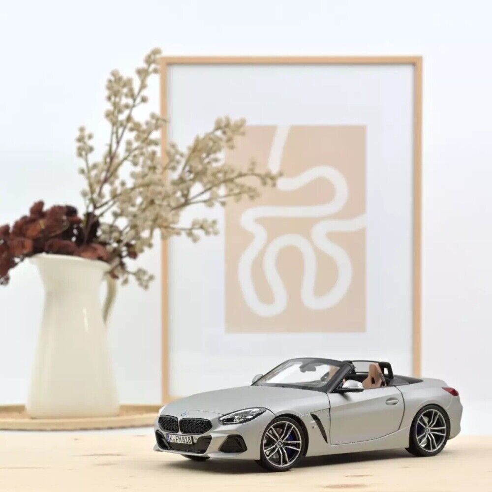 Norev 183273 BMW Z4 (G29) - Silber - 2019  (Limited 200) 1:18
