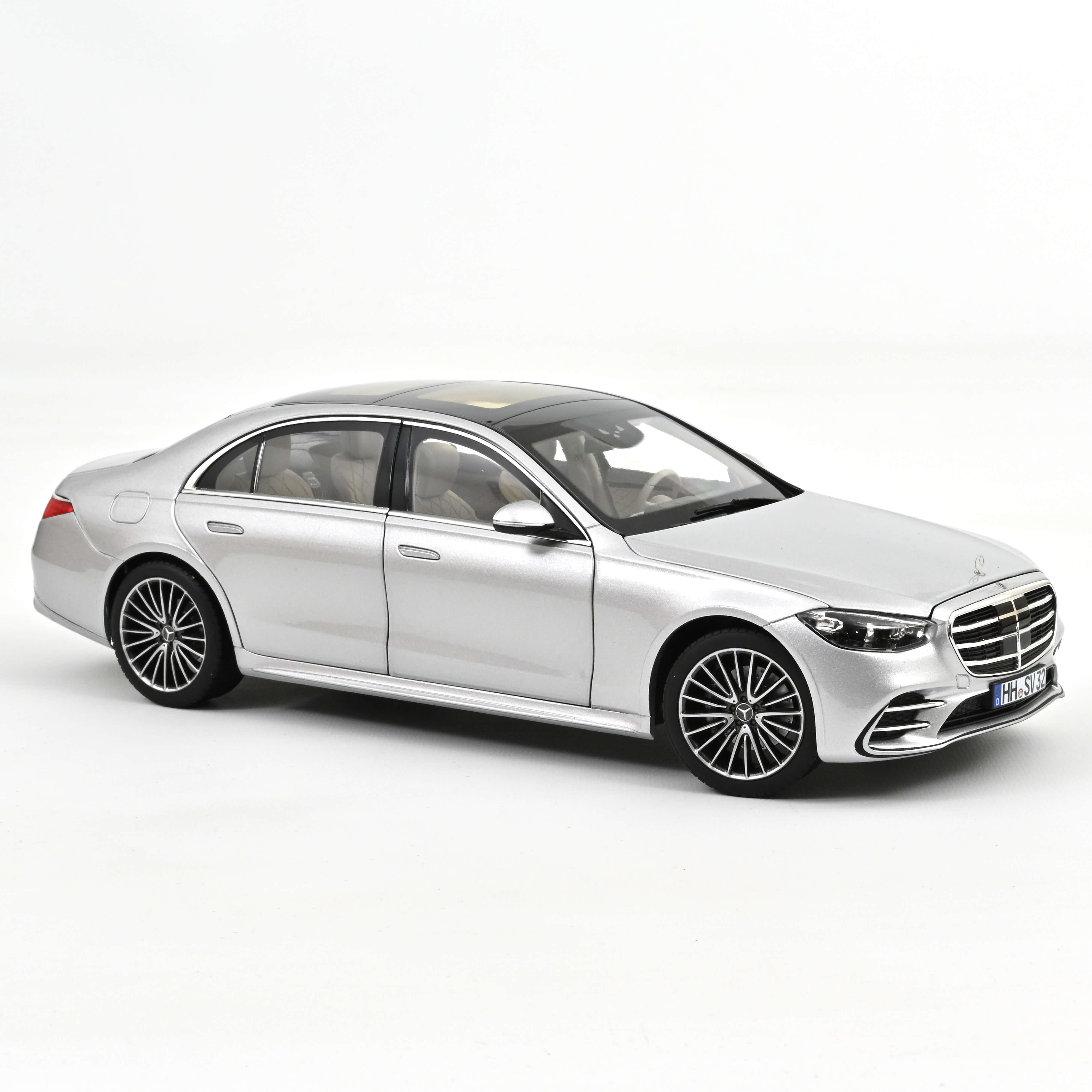 Norev 183805 Mercedes-Benz S-Class AMG-Line - Brillantsilber - 2021  1:18