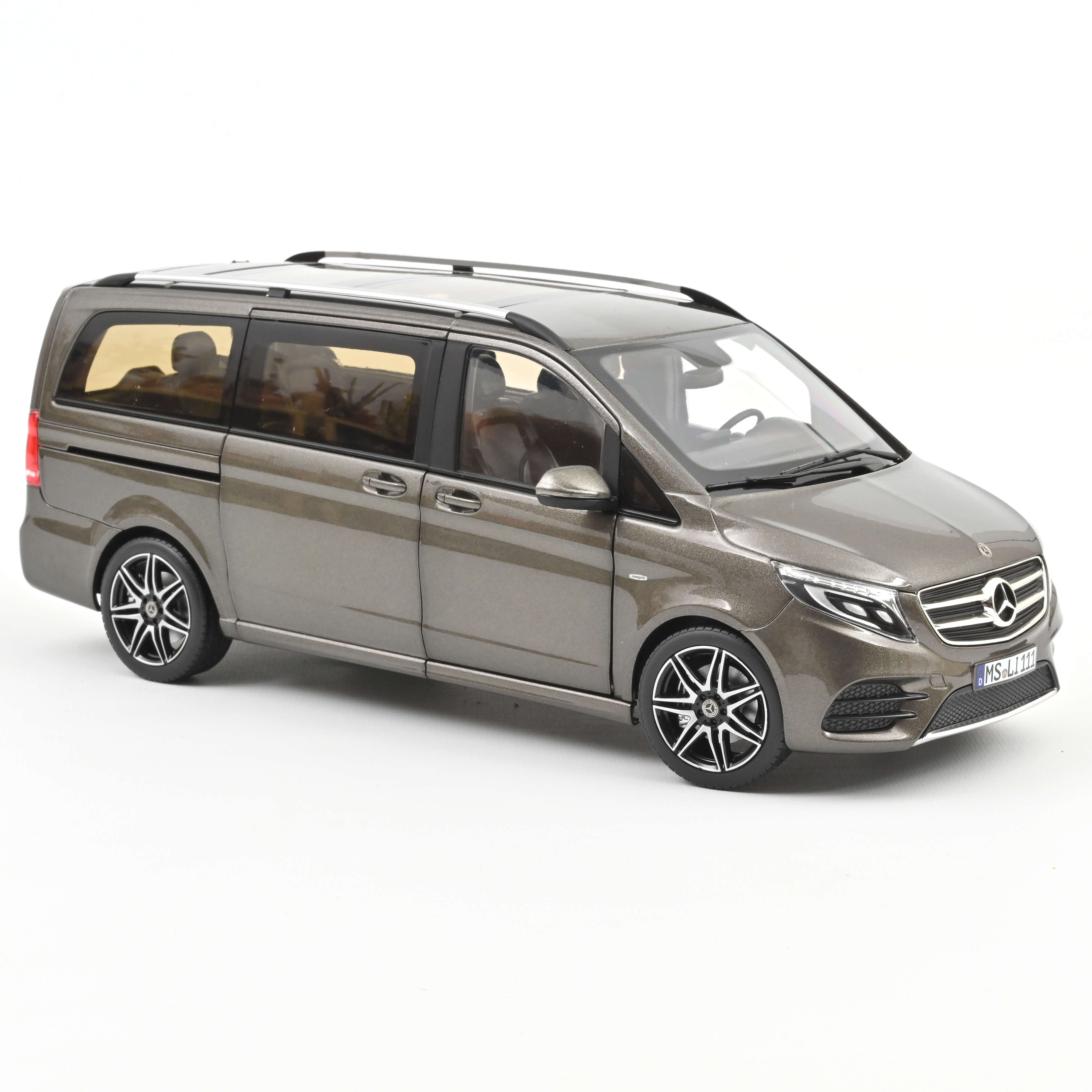 Norev 183873 Mercedes-Benz V-Klasse AMG-Line - Indiumgrau - 2018 1:18
