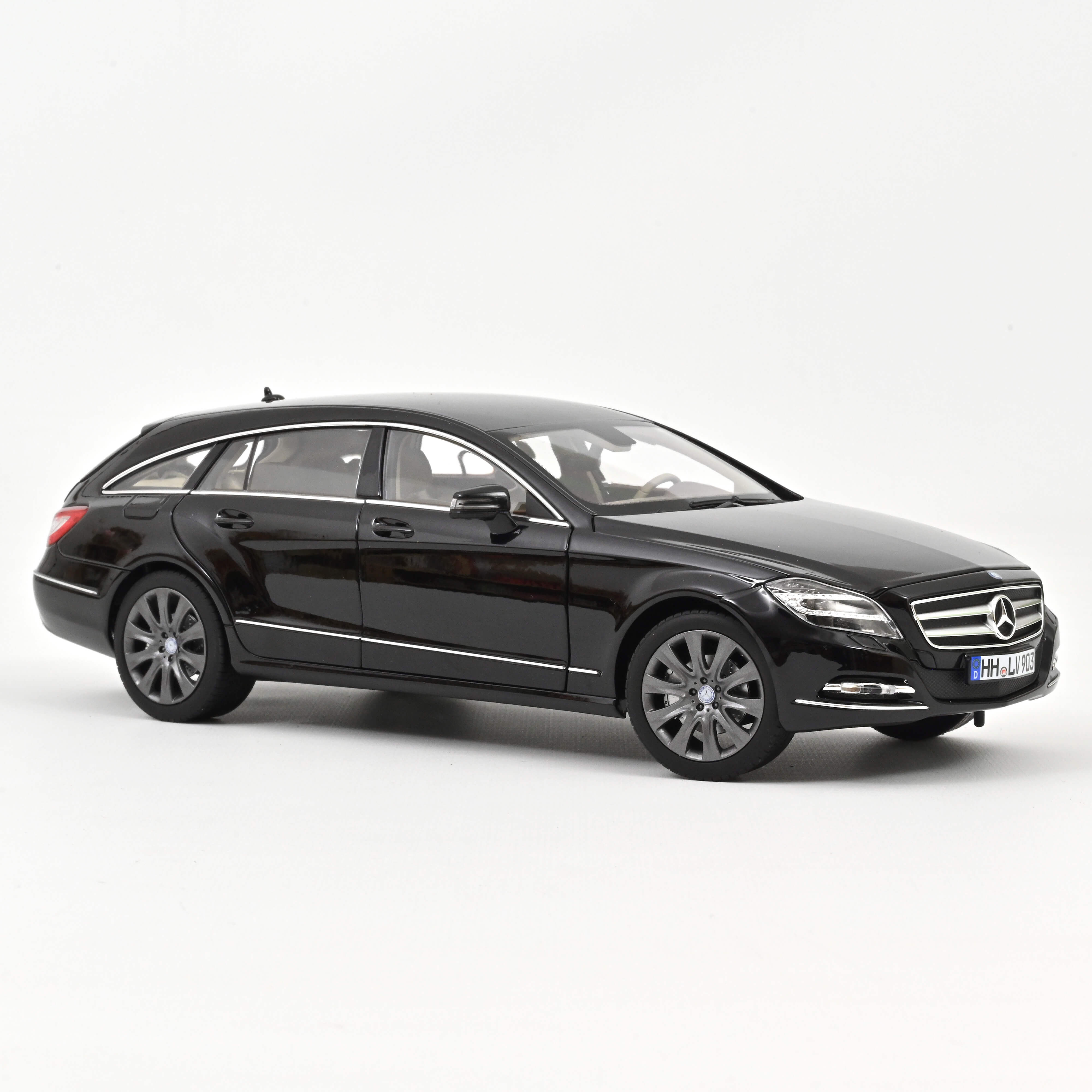 Norev 183944 Mercedes-Benz CLS Shooting Brake Obsidianschwarz metallic - 2011 1:18